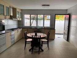 Kew Place (D16), Terrace #571136651